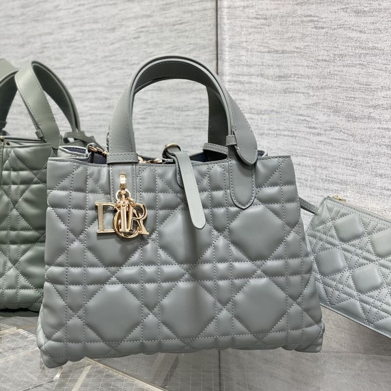 chr1st1an D10r shopping bags